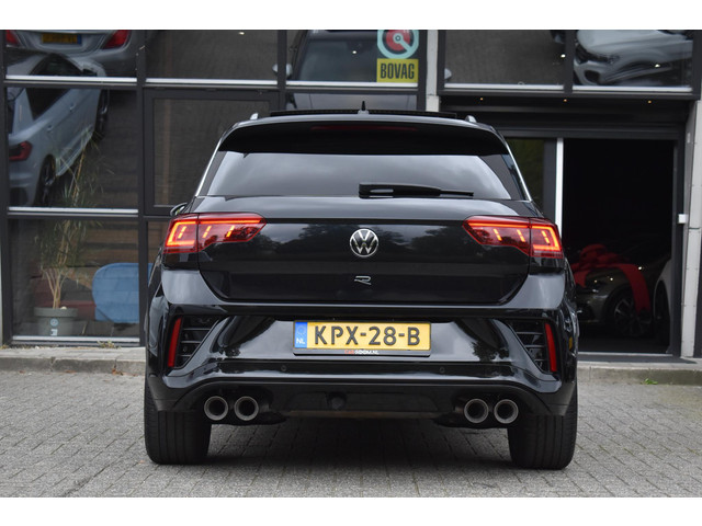Foto 6 van Volkswagen T-Roc 2.0 TSI 4Motion R Pano Akra Lane Camera ACC Trekhaak