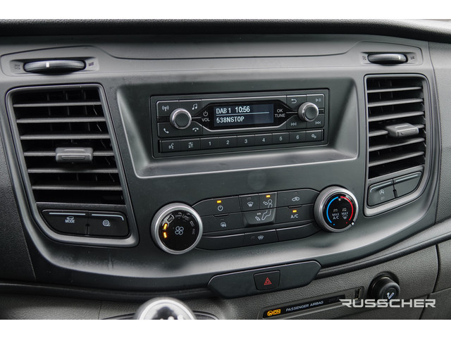 Foto 3 van Ford Transit Open Laadbak | L2 | Dubbele Cabine | 2.0Tdci 130Pk | Trend 350 | 7-Persoons