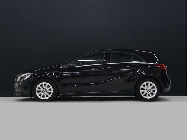 Foto 4 van Mercedes-Benz A-Klasse 180 BlueEFFICIENCY Business [CRUISECONTROL, STOELVERWARMING, CAMERA, PDC V+A,