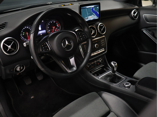 Foto 7 van Mercedes-Benz A-Klasse 180 BlueEFFICIENCY Business [CRUISECONTROL, STOELVERWARMING, CAMERA, PDC V+A,