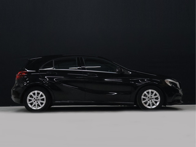 Foto 8 van Mercedes-Benz A-Klasse 180 BlueEFFICIENCY Business [CRUISECONTROL, STOELVERWARMING, CAMERA, PDC V+A,