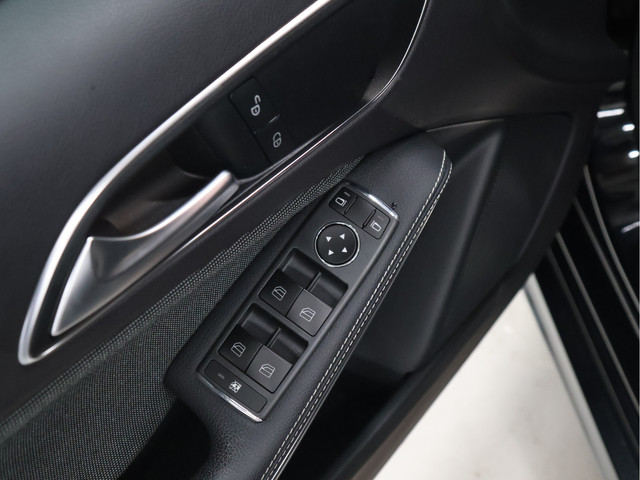 Mercedes-Benz A-Klasse 180 BlueEFFICIENCY Business [CRUISECONTROL, STOELVERWARMING, CAMERA, PDC V+A,