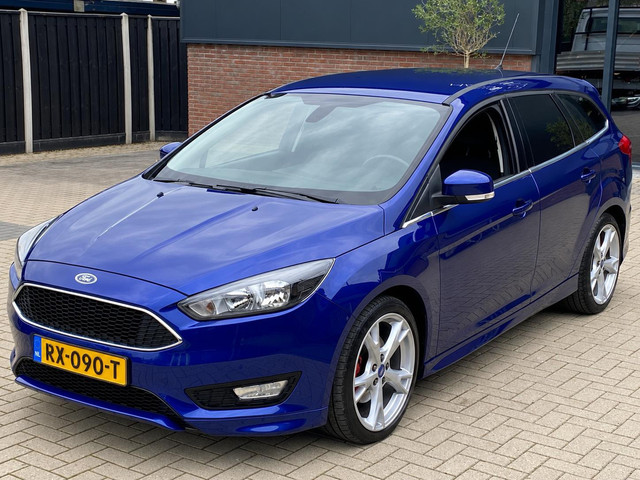 Ford Focus Wagon 1.5 Titanium NIEUWSTAAT NAVI CRUISE KEYLESS CAMERA PDC CLIMA