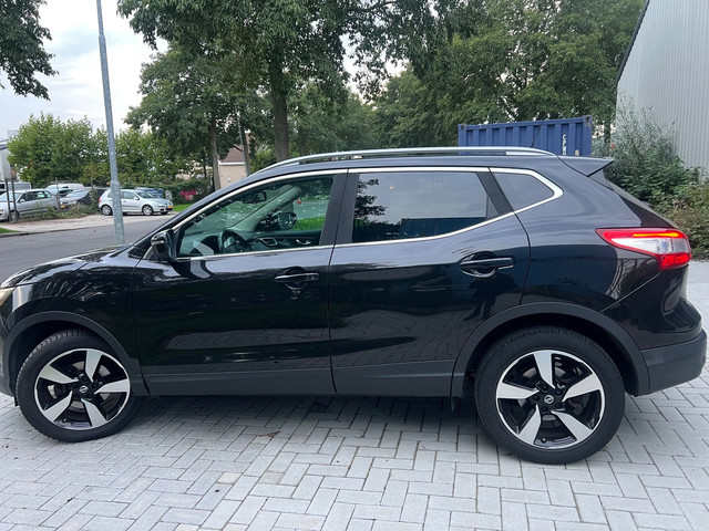 Foto 9 van Nissan Qashqai 1.2 Premier Edition pano/camera