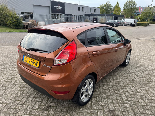 Foto 6 van Ford Fiesta 1.0 Titanium Airco, 5 deurs