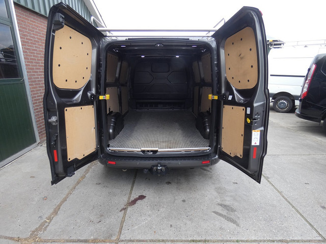 Foto 6 van Ford Transit Custom 320 2.0 TDCI L2H1 Sport*navi/cam * 3zits