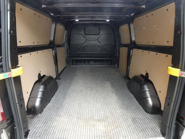 Foto 5 van Ford Transit Custom 320 2.0 TDCI L2H1 Sport*navi/cam * 3zits