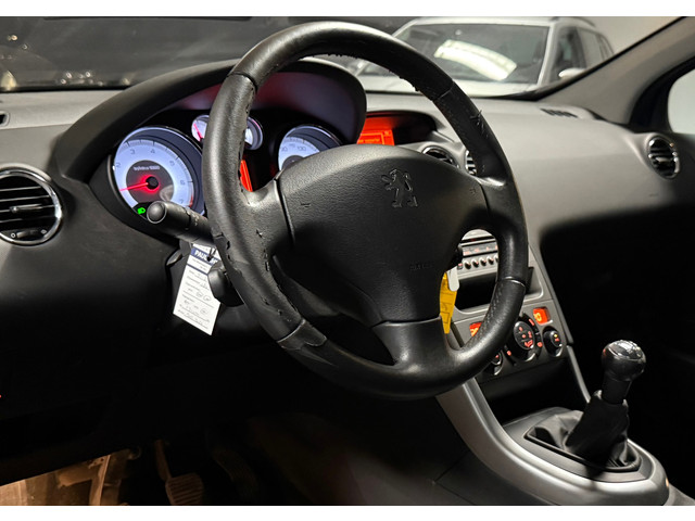 Foto 8 van Peugeot 308 1.6 VTi XT|NAP|APK08-27|Panoramadak|CruiseCntrl|Airco|Elekramen|