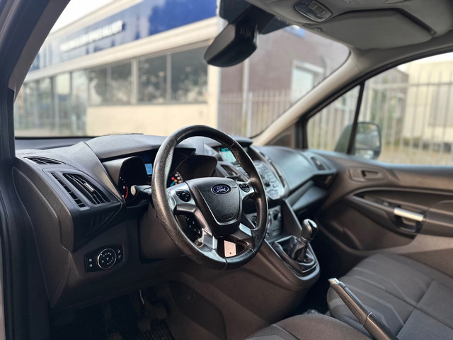 Foto 2 van Ford Transit Connect 1.6 TDCI L2 2015 | 3 Zits | Airco