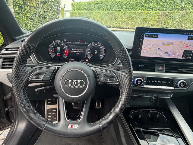 Foto 6 van Audi A4 Avant 45 TFSI quattro S-edition Panodak Matrix