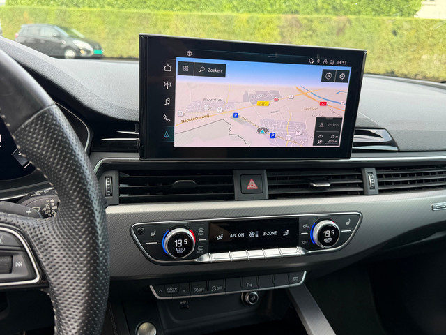 Foto 7 van Audi A4 Avant 45 TFSI quattro S-edition Panodak Matrix