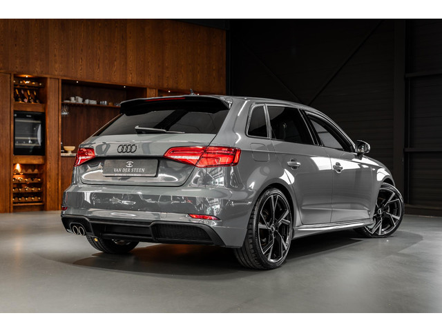 Foto 2 van Audi A3 Sportback 35 TFSI CoD Sport S Line Edition B&O | Nederlandse Auto