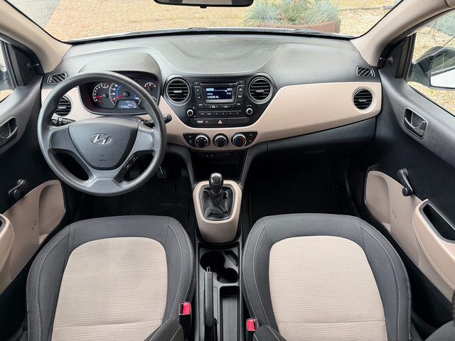Foto 9 van Hyundai I10 1.0i i-Motion Comfort|Airco|Goed onderhouden|Nette auto!