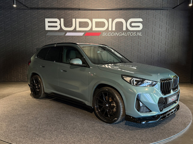 Foto 3 van BMW X1 xDrive25e | M-sport | Trekhaak | Keyless | 20''