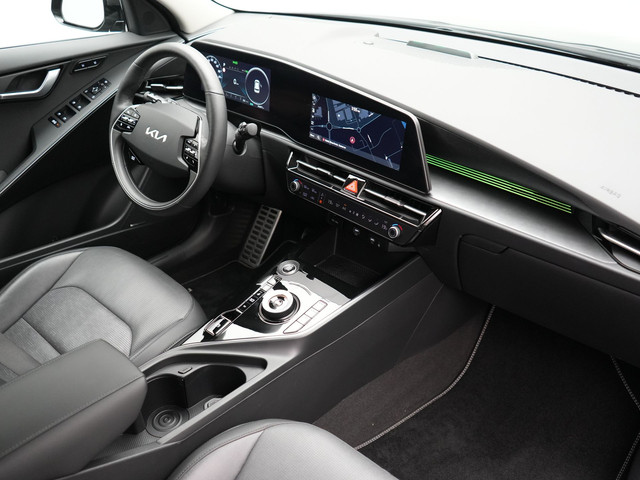 Foto 8 van Kia Niro 1.6 GDi ExecutiveLine PHEV 182pk Dealer O.H | Trekhaak Afn. | Adaptive Cruise | Head Up | C
