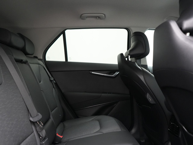 Foto 6 van Kia Niro 1.6 GDi ExecutiveLine PHEV 182pk Dealer O.H | Trekhaak Afn. | Adaptive Cruise | Head Up | C