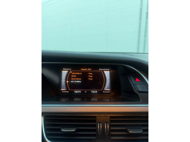 Foto 3 van Audi A4 AVANT 1.8 TFSI Pro Line Automaat Airco Pano Cruise Leder S Line