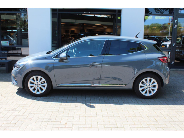Foto 8 van Renault Clio 1.3 TCe Intens 130 pk EDC AUTOMAAT, Winterpakket
