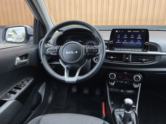 Foto 3 van Kia Picanto 1.0 DPi DynamicPlusLine | Achteruitrijcamera | Keyless go/entry | Apple Carplay | Aircon