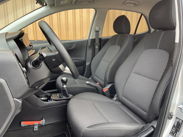 Foto 2 van Kia Picanto 1.0 DPi DynamicPlusLine | Achteruitrijcamera | Keyless go/entry | Apple Carplay | Aircon