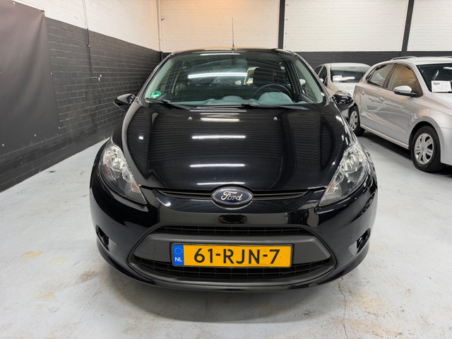 Foto 2 van Ford Fiesta 1.25 Limited Nap/Airco/5Drs/APK 10-2027!