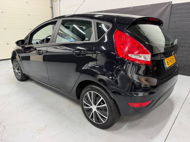 Foto 4 van Ford Fiesta 1.25 Limited Nap/Airco/5Drs/APK 10-2027!