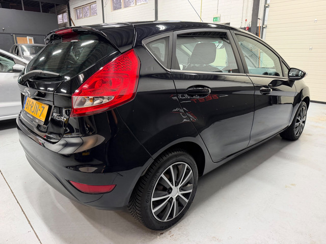 Foto 6 van Ford Fiesta 1.25 Limited Nap/Airco/5Drs/APK 10-2027!