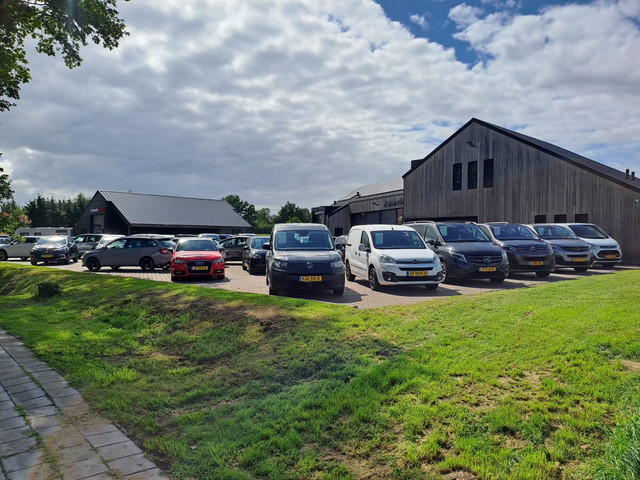 Foto 2 van Volkswagen Golf Sportsvan 1.5 TSI ACT Highline | Automaat | LED | Trekhaak | ACC | Navi | Stoelverwa
