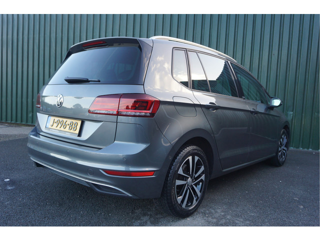 Foto 5 van Volkswagen Golf Sportsvan 1.5 TSI ACT 130pk + Carplay/ Airco/ Adapt.cruise/ Stoelverw./ Lage km.stan