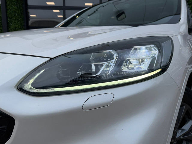 Foto 6 van Ford Kuga 2.5 PHEV 225PK ST-Line X | Pano | B&O Sound | Drive Assist