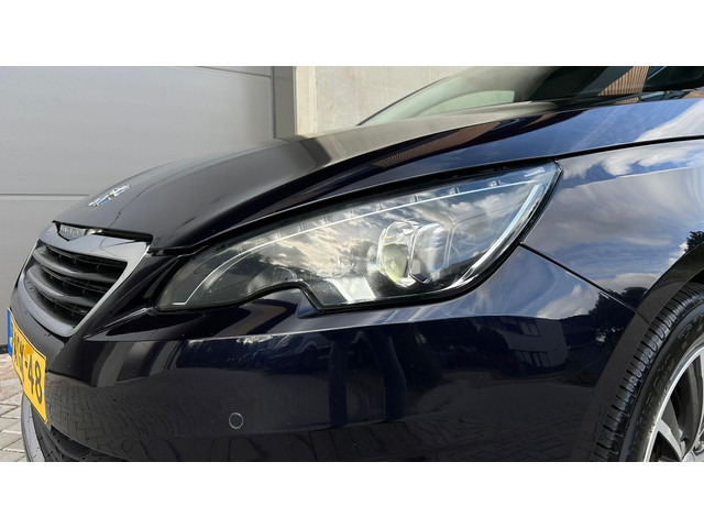 Foto 10 van Peugeot 308 SW 1.2 e-THP Allure 2014/ORG NL/NAVIGATIE/MASSAGE/360 CAMERA/DEALER ONDERHOUDEN/NIEUWE A
