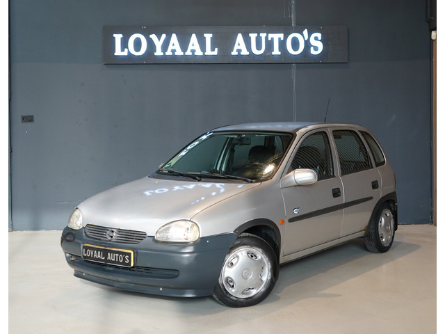Foto 8 van Opel Corsa 1.2i-16V Strada | AUT | TREKHAAK | AIRCO | NAP