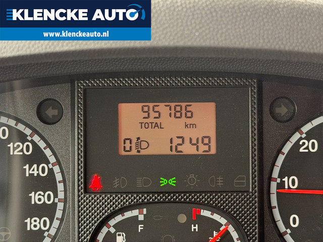 Foto 6 van Hymer Eriba C 534 NL-camper 94.968km Levelsysteem TOPSTAAT 6 persoons Airco Cruise ctrl Garage XL