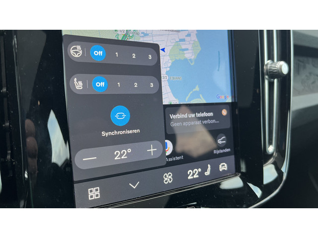 Foto 7 van Volvo XC40 Recharge P8 AWD R-Design | Warmtepomp | Lounge Pack (audio installatie premium, elektrisc