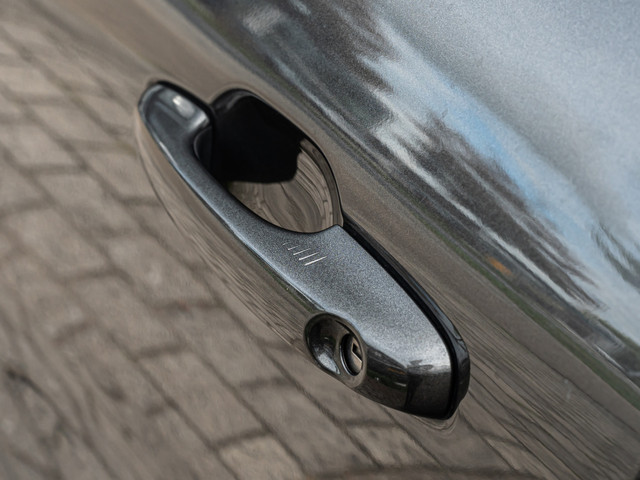 Foto 2 van Ford Kuga 2.5 PHEV ST-Line X BLACK PACK 20 INCH B&O AUDIO CAMERA VIRTUAL DASH