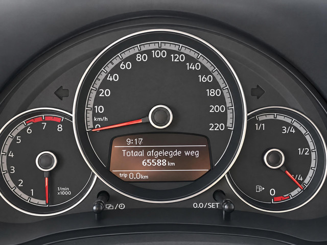 Foto 9 van Volkswagen up! 1.0 BMT move up! SPORTVELGJES ! (bj 2016)