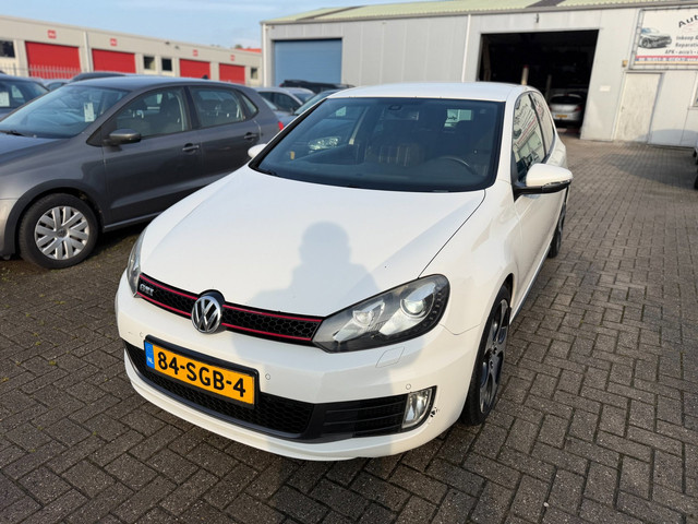 Foto 8 van Volkswagen Golf 2.0 GTI