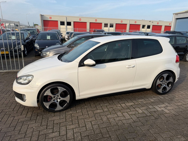 Foto 6 van Volkswagen Golf 2.0 GTI