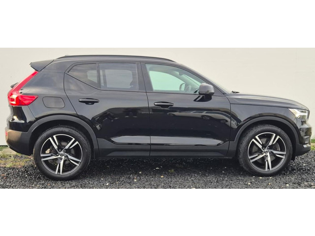 Foto 4 van Volvo XC40 1.5 T5 Recharge R-Design Expression cruise control adaptief - Trekhaak - 19” Wielen - Lig
