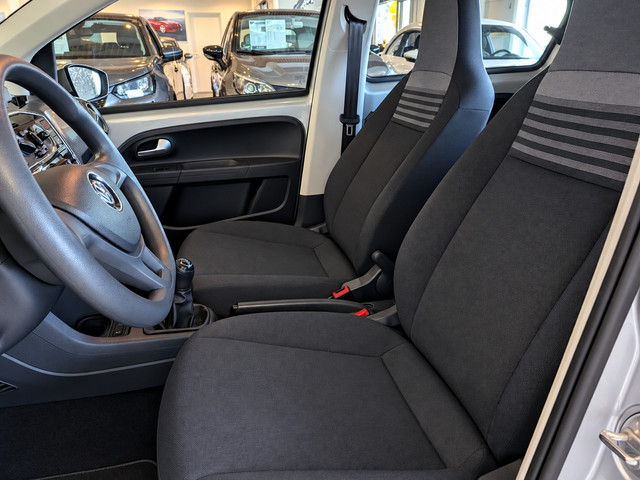 Foto 5 van Volkswagen up! 1.0 BMT move up! Airco, Stuurbekrachtiging