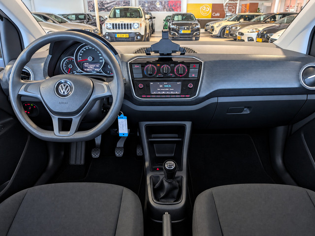 Foto 2 van Volkswagen up! 1.0 BMT move up! Airco, Stuurbekrachtiging