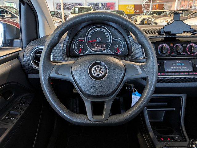 Volkswagen up! 1.0 BMT move up! Airco, Stuurbekrachtiging