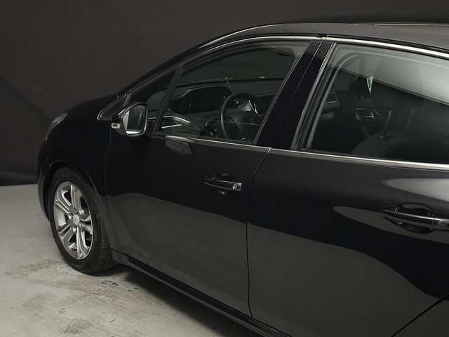 Foto 4 van Peugeot 208 1.4 VTi Allure *Navi*AC*NAP*Distributieketting*