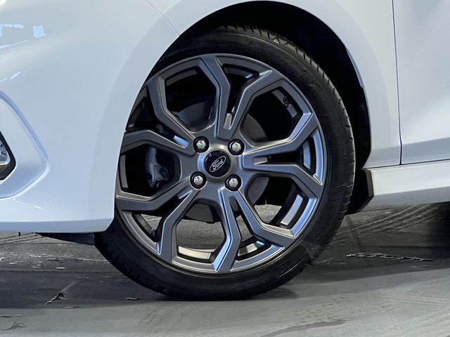Foto 10 van Ford Fiesta 1.0 EcoBoost ST-Line | Navigatie/Android/Apple Carplay | LM Velgen 17" | Cruise Control