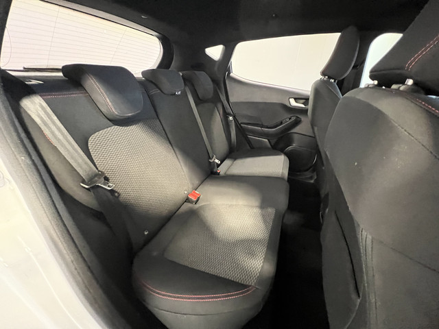 Foto 4 van Ford Fiesta 1.0 EcoBoost ST-Line | Navigatie/Android/Apple Carplay | LM Velgen 17" | Cruise Control
