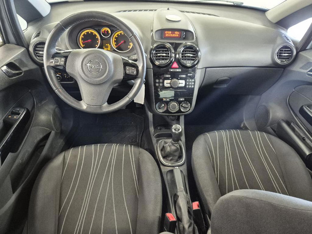 Foto 6 van Opel Corsa 1.2-16V '111' Edition AIRCO CRUISE TREKHAAK 2 X SLEUTELS