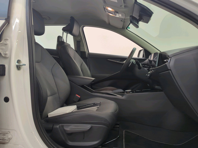 Foto 6 van Kia Niro EV 64.8 kWh 204pk DynamicLine | SOH 100% | Nieuwe Model | Half Leder/Stof | CarPlay | Navig