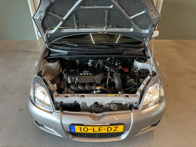 Foto 6 van Toyota Yaris 1.5-16V VVT-i T-SPORT-uitv|ISOFIX|TREKHAAK|MP3+WMA-aansluiting|NIEUWE APK+ONDERHOUDSBEU