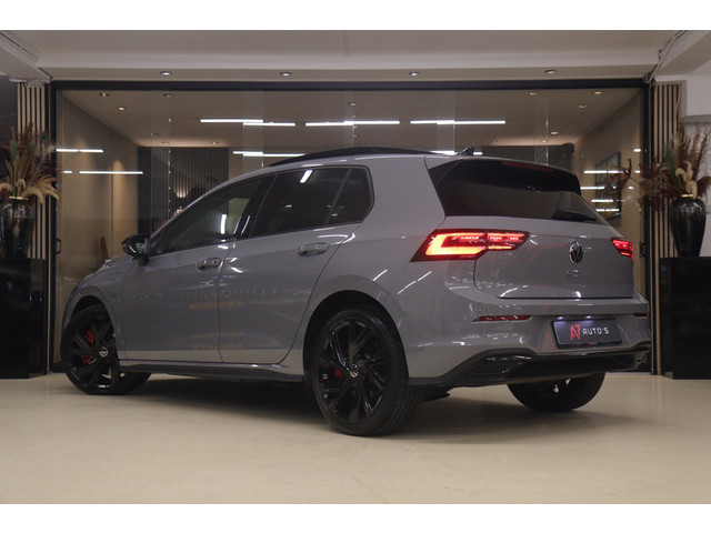 Foto 4 van Volkswagen Golf 1.4 eHybrid GTE BLACKSTYLE/PANO/CARPLAY/SFEERVER/VOL