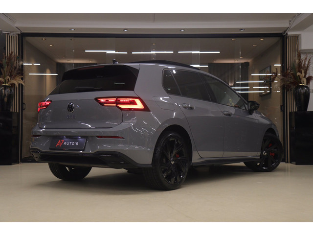 Foto 6 van Volkswagen Golf 1.4 eHybrid GTE BLACKSTYLE/PANO/CARPLAY/SFEERVER/VOL